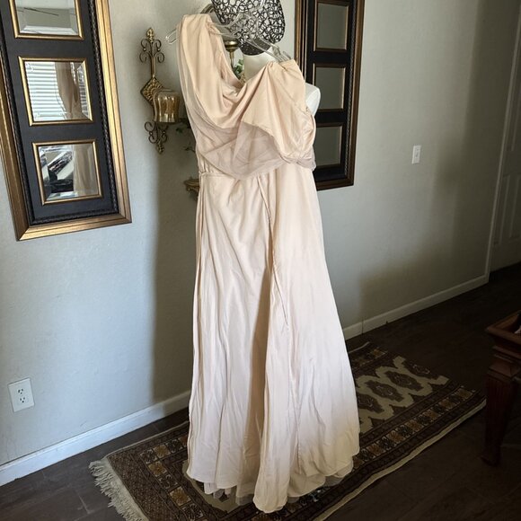 Pink Formal Dress Long Off The Shoulders Ballgown Flowy Tulle Women’s Size 12 - Picture 13 of 14